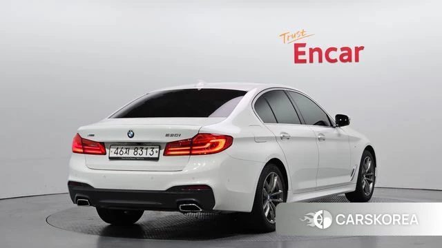 BMW 5 Series (G30) id 4331599 из Кореи 12