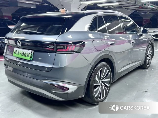 Volkswagen ID.4 X 2021 Серебристо-серый из Китая, фото 3