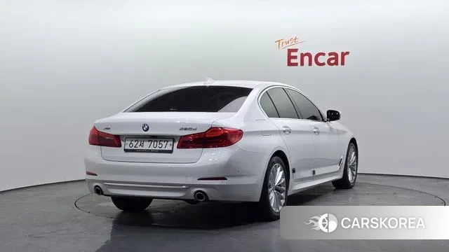 BMW 5 Series (G30) id 3754625 из Кореи 12