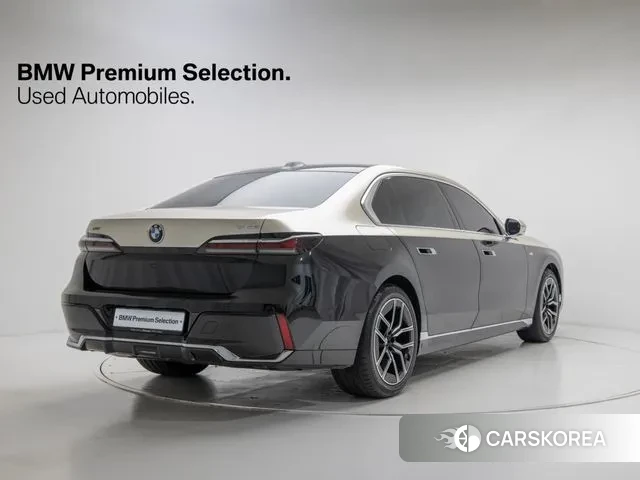 BMW 7 Series (G70) id 3371663 из Кореи 12