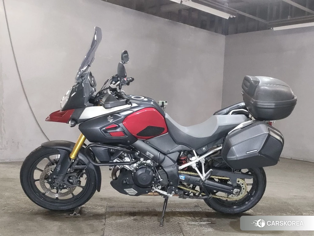 Проданный Suzuki V-STROM DL1000 2014 из Японии, фото 2