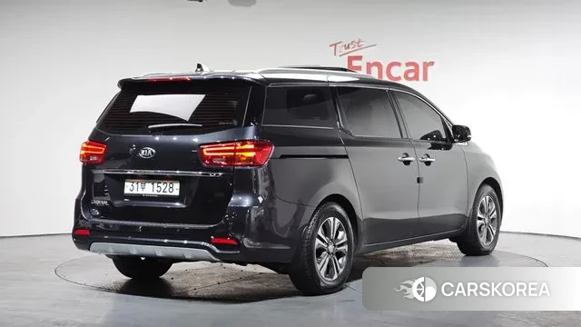 Kia The New Carnival id 3599093 из Кореи 12