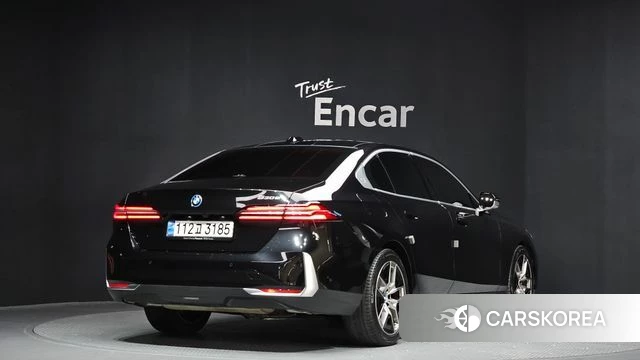 BMW 5 Series (G60) id 3786582 из Кореи 12