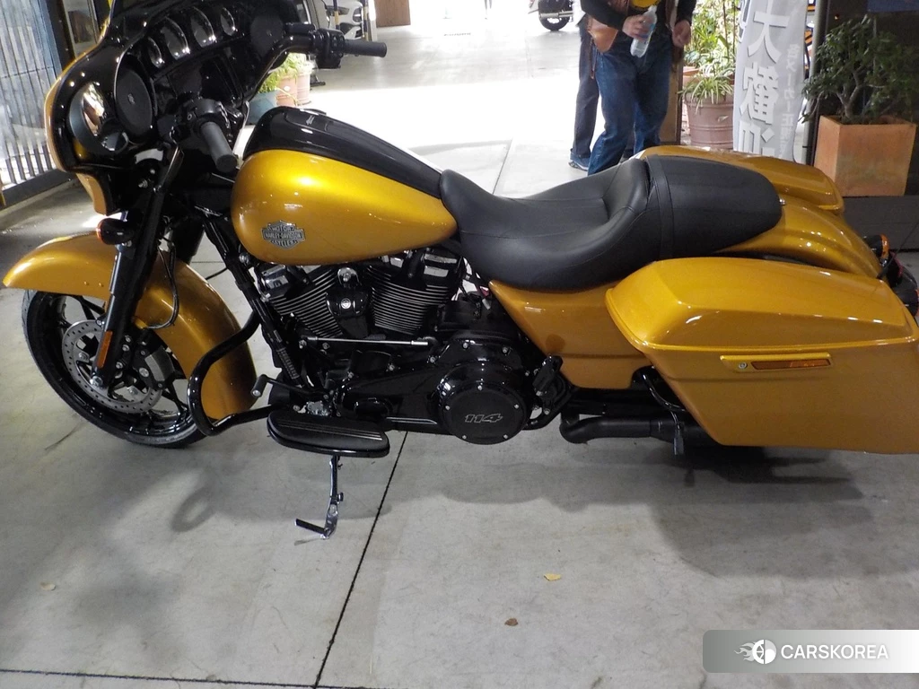 Проданный Harley-Davidson Street Glide FLHXS1690 2023 из Японии, фото 2