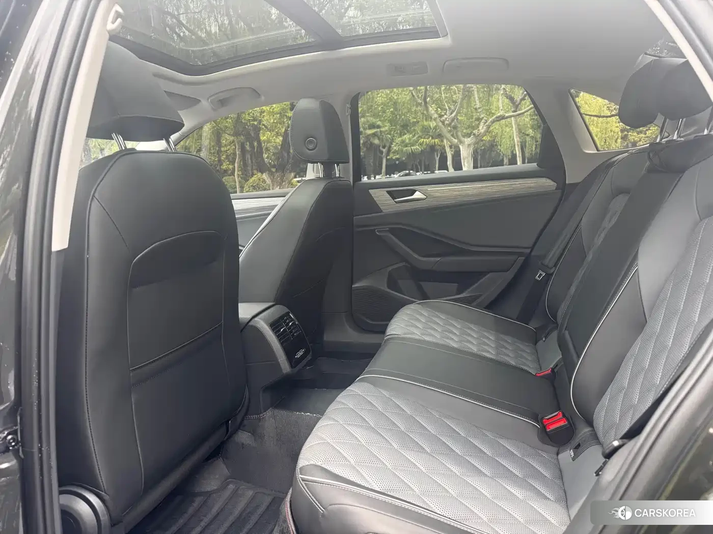Volkswagen Sagitar id 4649412 из Китая 8