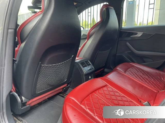 Audi S4 id 4313582 из Китая 7