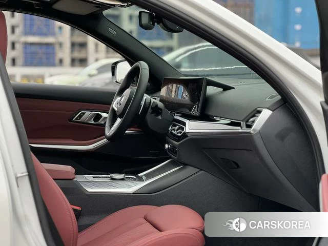 BMW 3 series id 4297325 из Китая 12