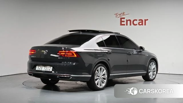 Volkswagen Passat GT (B8) id 4225635 из Кореи 12