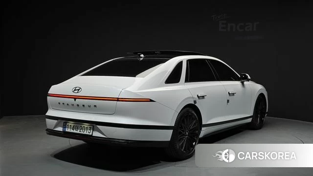 Hyundai Grandeur (GN7) id 4243842 из Кореи 12