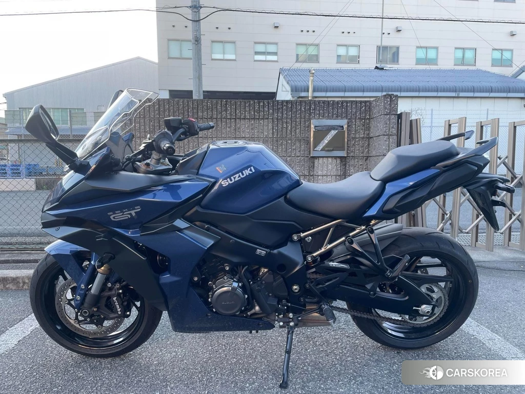 Проданный Suzuki GSX-S1000GT 2023 из Японии, фото 2
