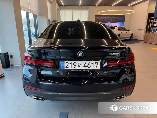 BMW 5 Series (G30) 2023 Черный из Кореи, фото 2