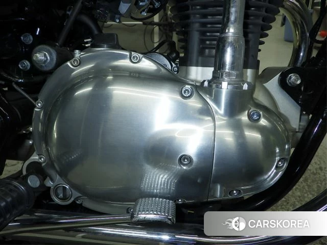 Engine photo