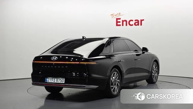 Hyundai Grandeur (GN7) id 3909941 из Кореи 12