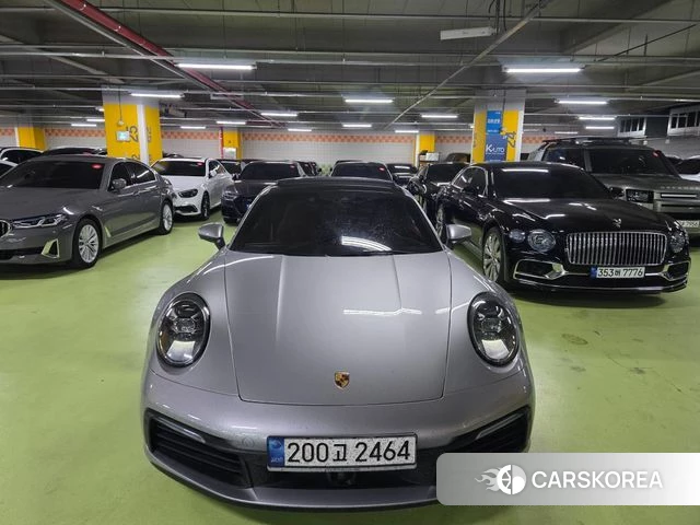Porsche 911(992) id 4518856 из Кореи 9