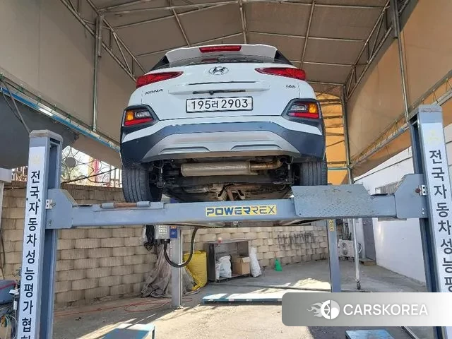 Hyundai Kona 2018 Белый из Кореи, фото 2