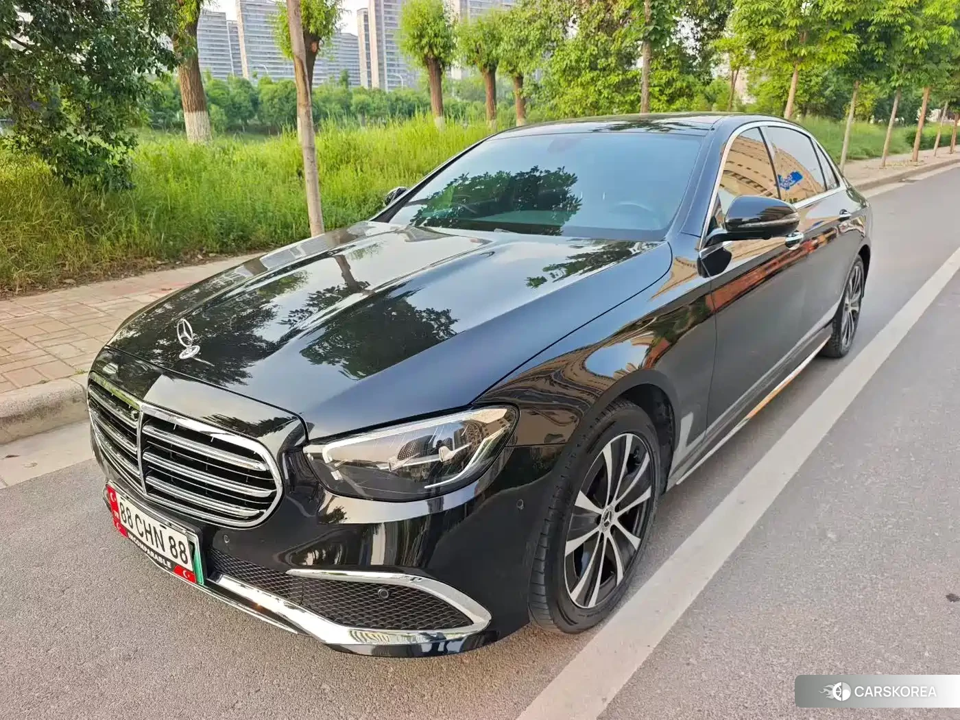 Mercedes-Benz E-class New Energy 2023 Черный из Китая, фото 2