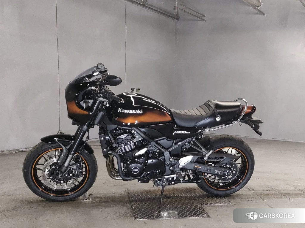 Проданный Kawasaki Z900RS CAFE 2021 из Японии, фото 2