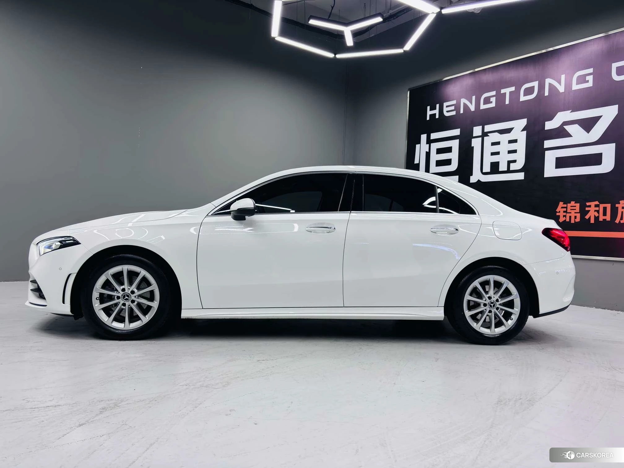 Mercedes-Benz Class A id 4440709 из Китая 12