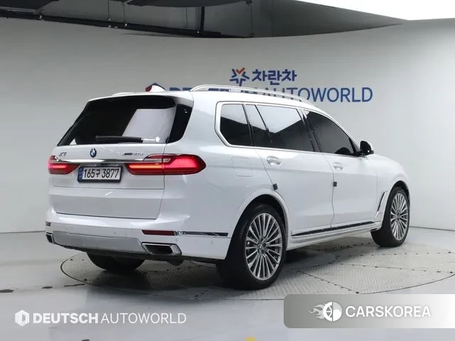BMW X7 (G07) 2022 Белый из Кореи, фото 2