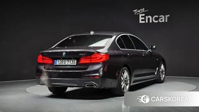 BMW 5 Series (G30) id 3530493 из Кореи 12