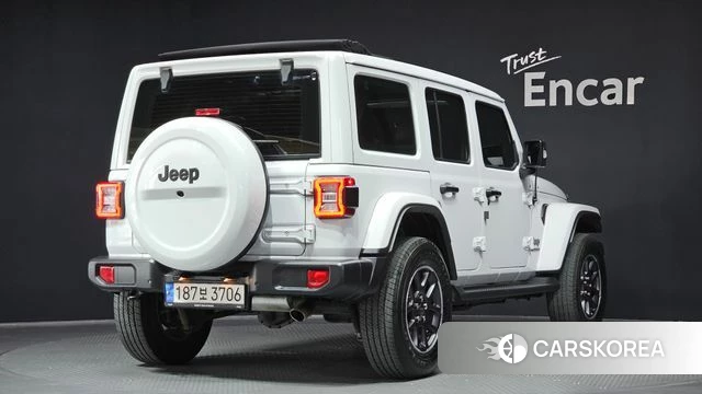 Jeep Wrangler (JL) id 4196017 из Кореи 12