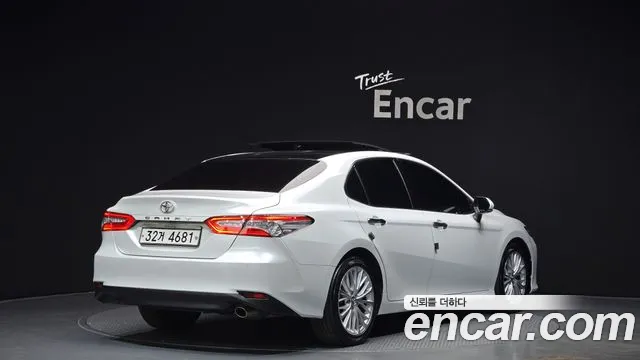 Toyota Camry (XV70) id 2599523 из Кореи 12