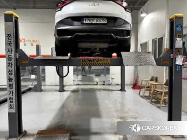 Kia Sportage 5th Generation 2021 Белый из Кореи, фото 2