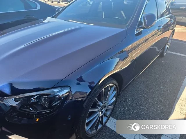 Mercedes-Benz E-Class W213 2020 Синий из Кореи, фото 2