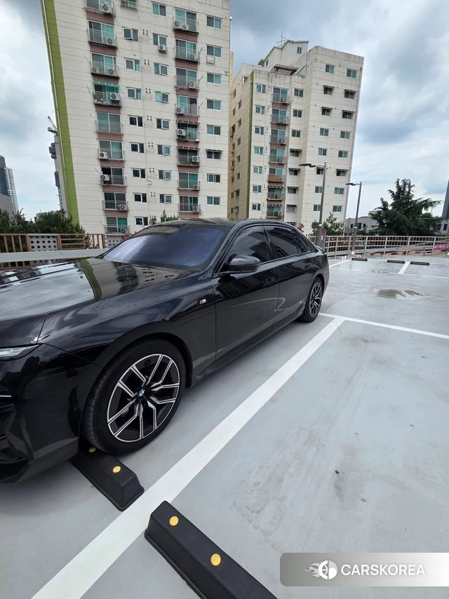 BMW 7 Series (G70) 2025 Черный из Кореи, фото 2