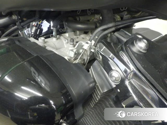 Engine photo