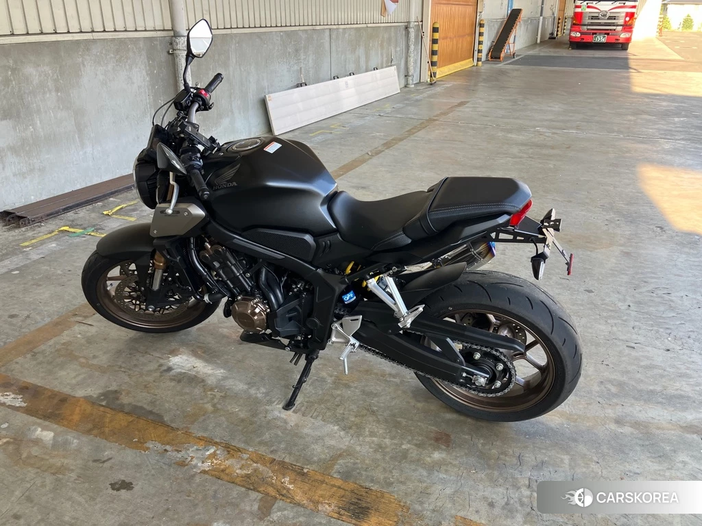 Проданный Honda CB650R 2021 из Японии, фото 2