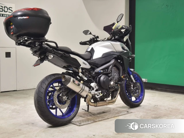 Проданный Yamaha MT-09 2015 из Японии