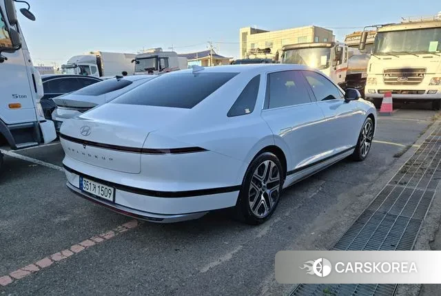 Hyundai Grandeur (GN7) id 3437517 из Кореи 12