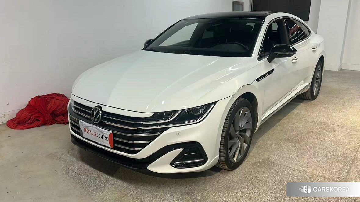 Volkswagen CC 2022 Белый из Китая, фото 2