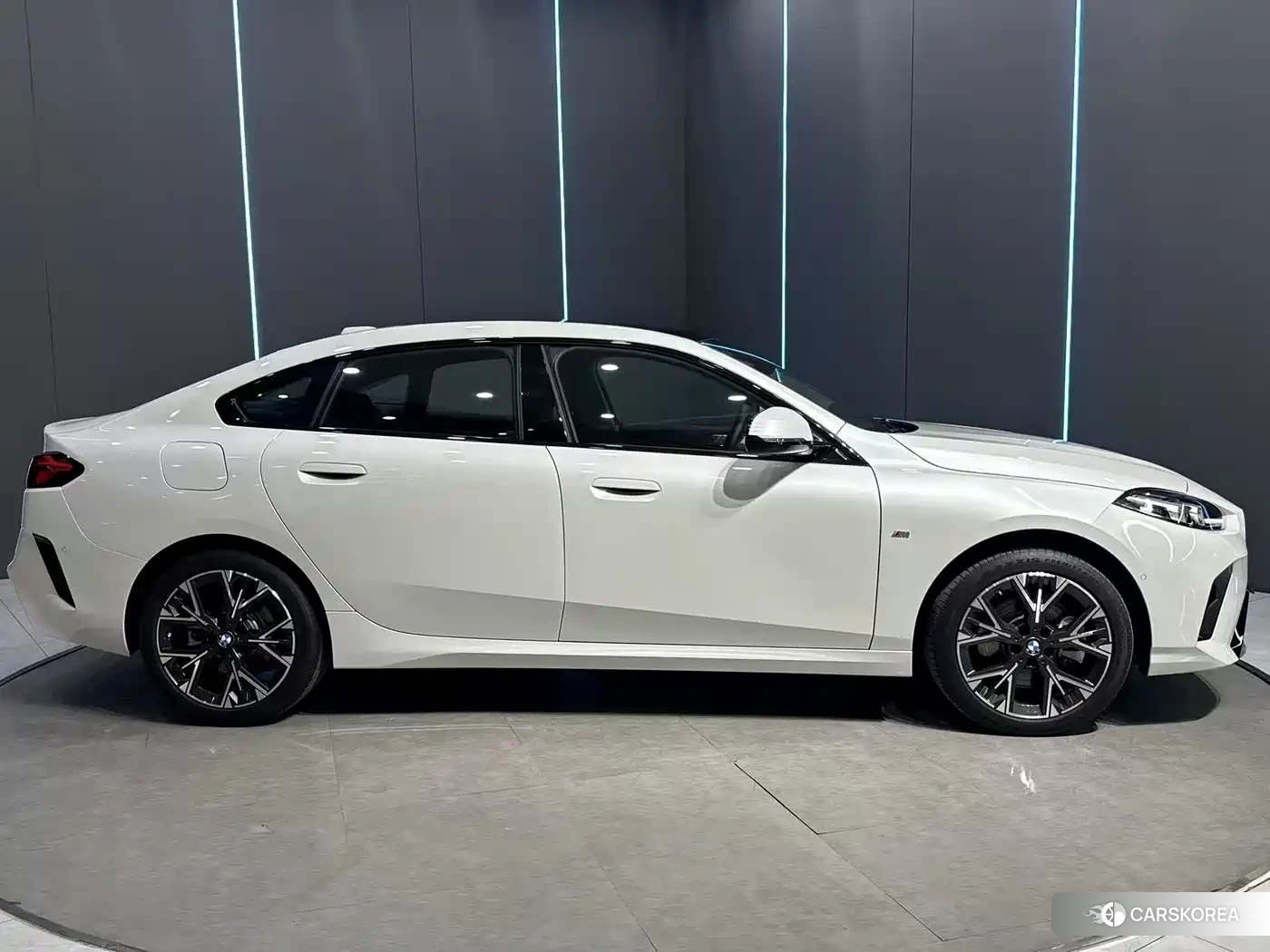 BMW 2 series 2025 Белый из Китая, фото 4