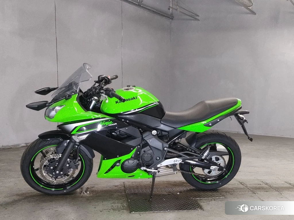 Проданный Kawasaki NINJA 400R 2013 из Японии, фото 2