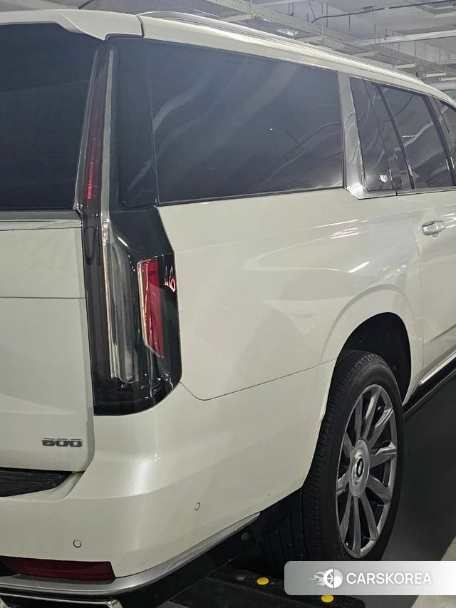 Cadillac Escalade 5th Generation 2022 Белый из Кореи, фото 2