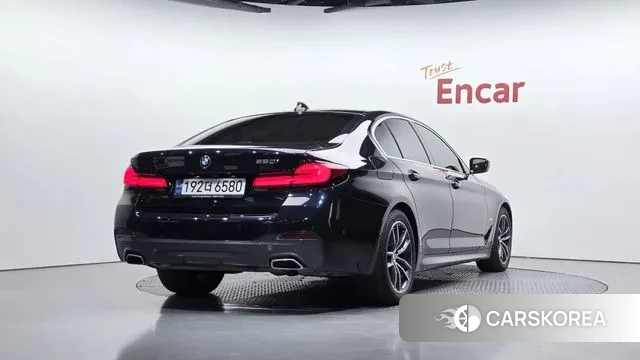 BMW 5 Series (G30) id 3701464 из Кореи 12