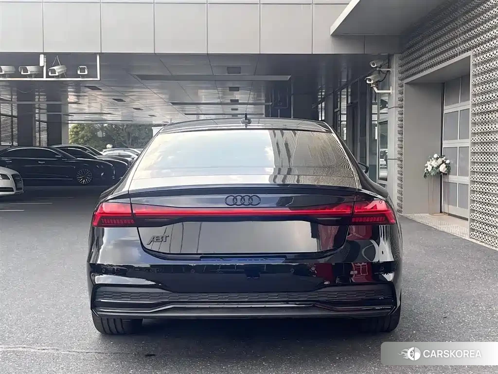 Audi A7 2024 Черный из Китая, фото 4