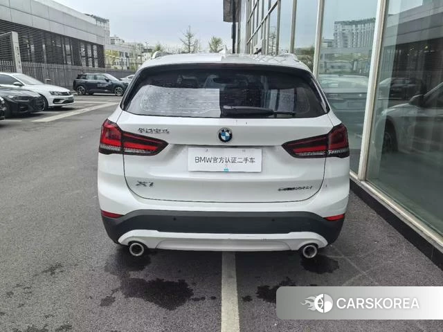 BMW X1 2021 Белый из Китая, фото 2