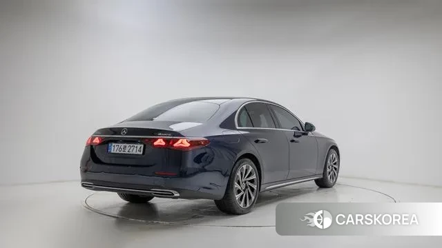 Mercedes-Benz E-Class W214 id 3739289 из Кореи 12