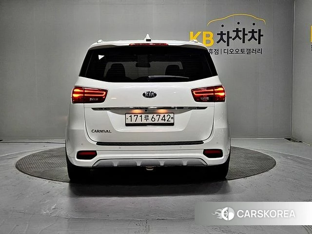 Kia The New Carnival id 4728027 из Кореи 9