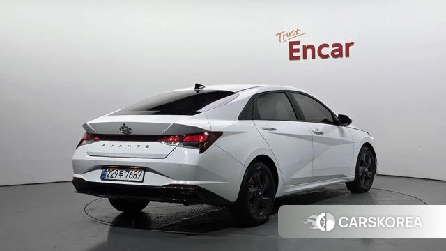 Hyundai Avante Hybrid (CN7) id 3851909 из Кореи 12