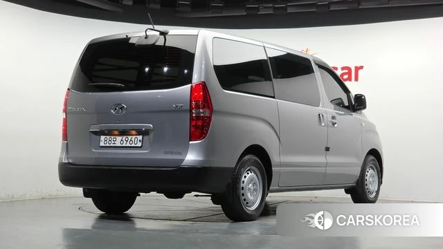Hyundai The New Grand Starex id 4937229 из Кореи 12