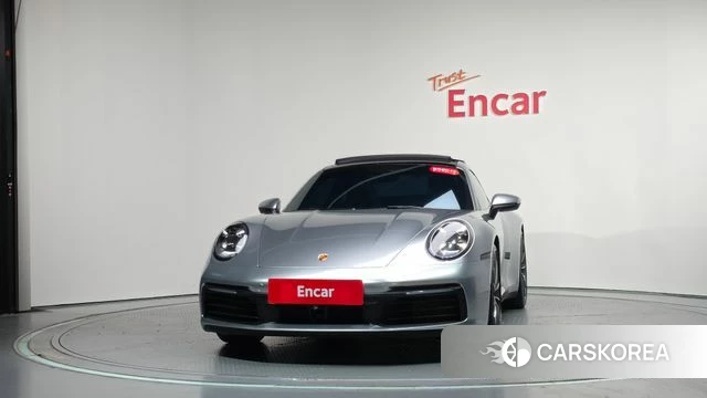 Porsche 911(992) id 4670411 из Кореи 12