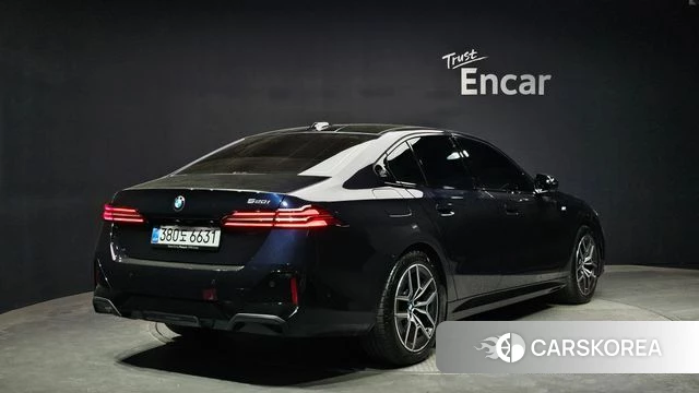 BMW 5 Series (G60) id 4291744 из Кореи 12
