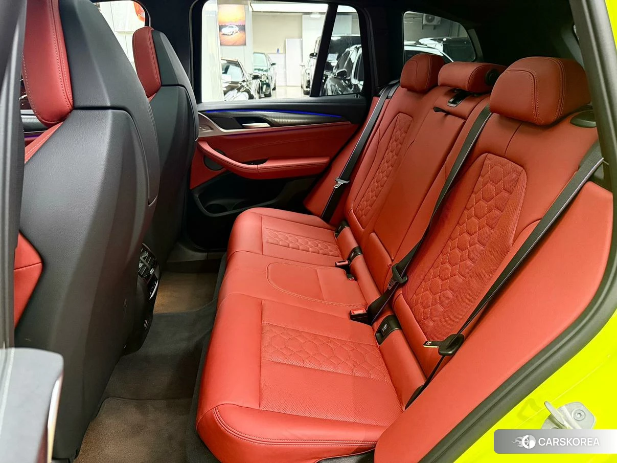 BMW X3 M id 4473417 из Китая 12