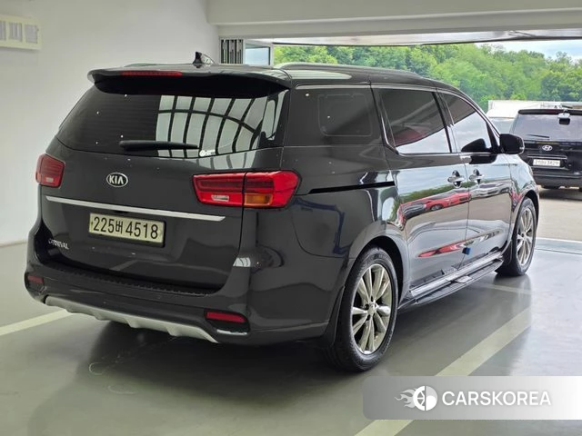 Kia The New Carnival id 4543316 из Кореи 9
