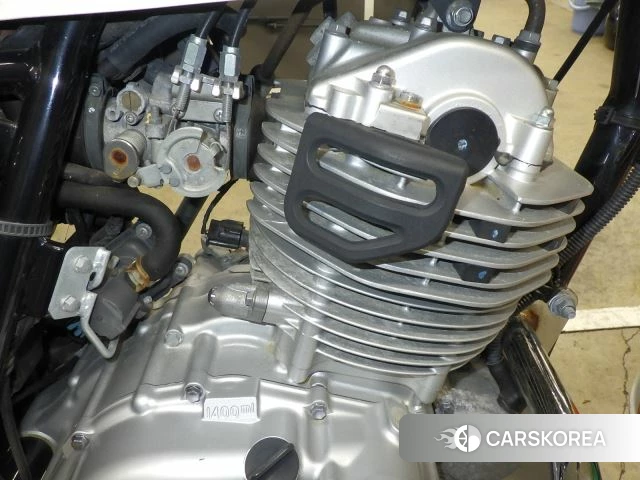 Engine photo