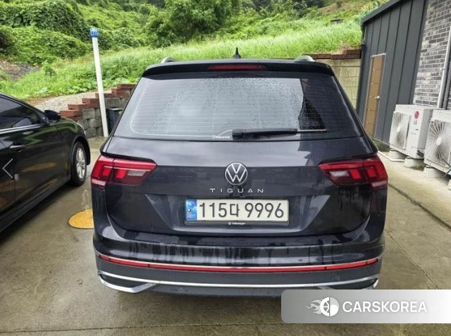 Volkswagen Tiguan second Generation 2021 Черный из Кореи, фото 2